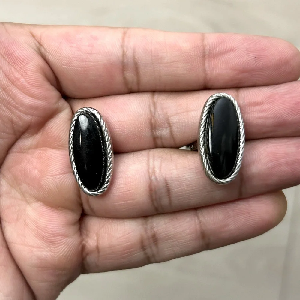 Vintage Destino Stamped Black Onyx Cufflings